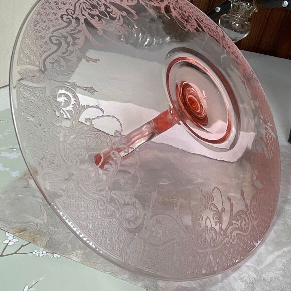 Pink Depression glass etched floral scroll pattern oval platter handle. - Picture 7 of 13